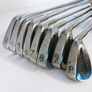 Cobra Dyn Golf Club Iron Set 3-PW ST2532 Steel Shafts Mens Right-Handed Vintage